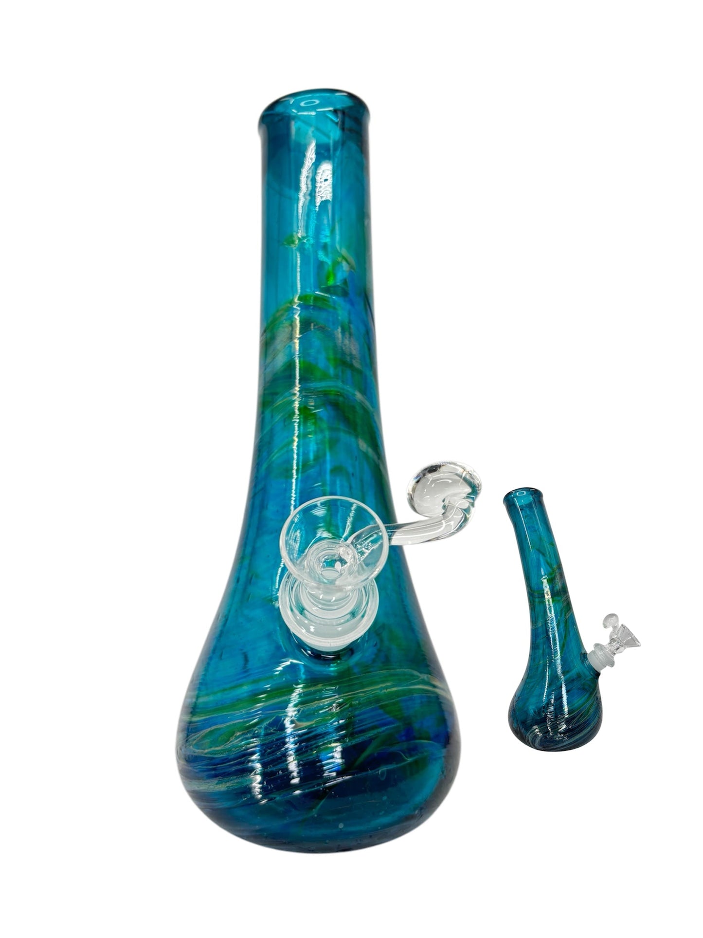 Best Bongs to Buy in 2025: Glass, Percolator, Beaker & More